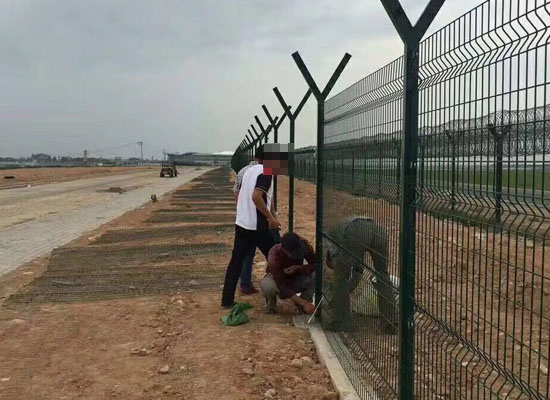 機(jī)場護(hù)欄網(wǎng)